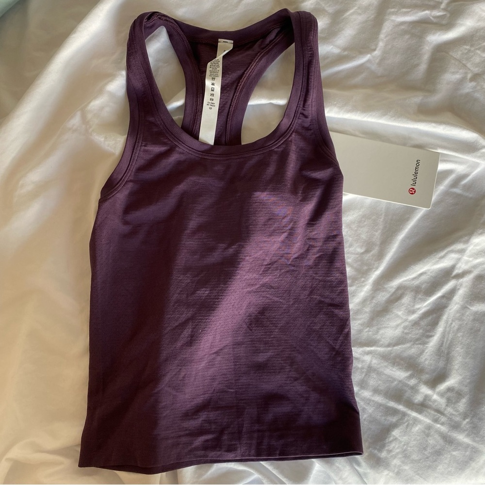 NWT lululemon swiftly race length tank top 2.0 in Grape thistle
